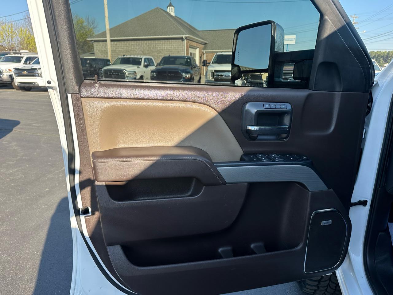 Chevrolet Silverado 2500HD 4WD Crew Cab 153.7" LTZ 2018