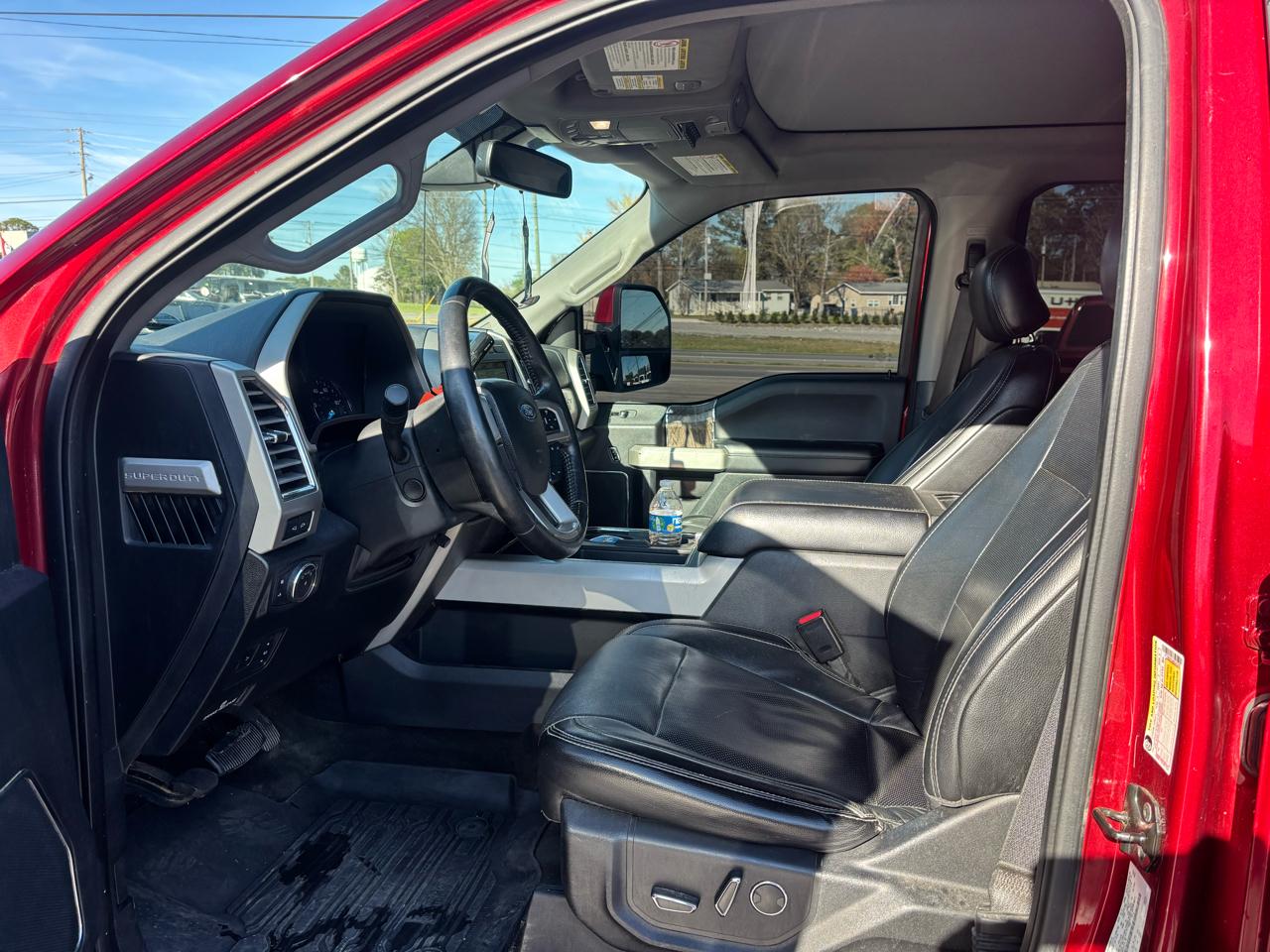 Ford Super Duty F-250 SRW Lariat 4WD Crew Cab 6.75' Box 2017