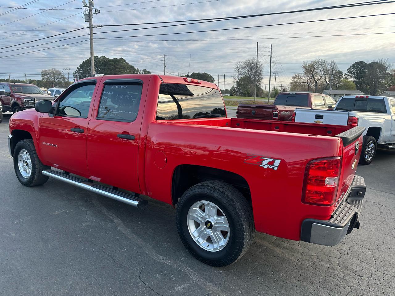 Chevrolet Silverado 1500 4WD Crew Cab 143.5" LT 2013