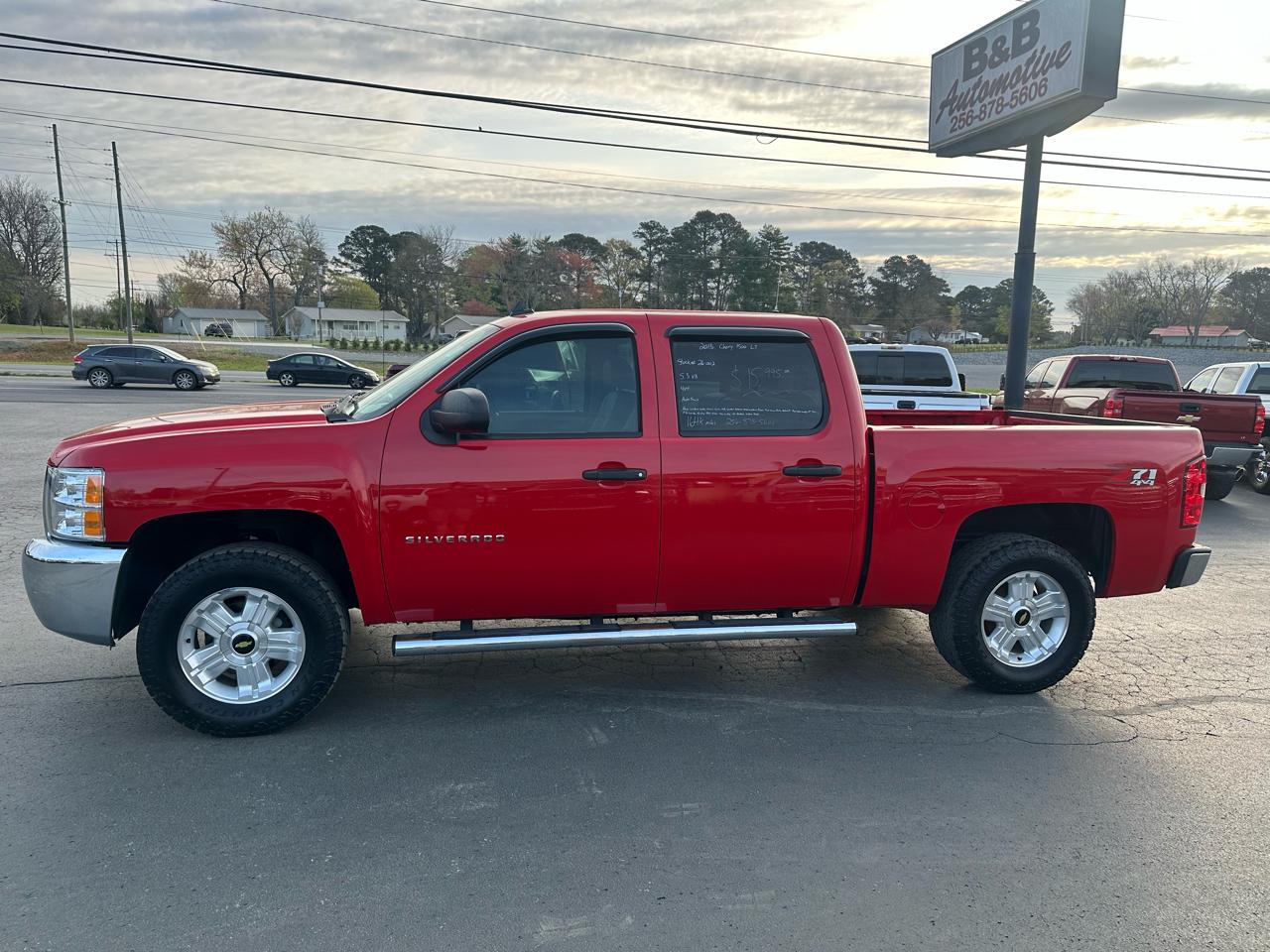 Chevrolet Silverado 1500 4WD Crew Cab 143.5" LT 2013