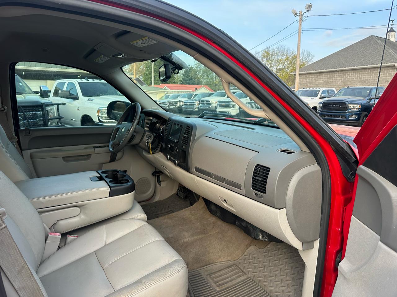 Chevrolet Silverado 1500 4WD Crew Cab 143.5" LT 2013