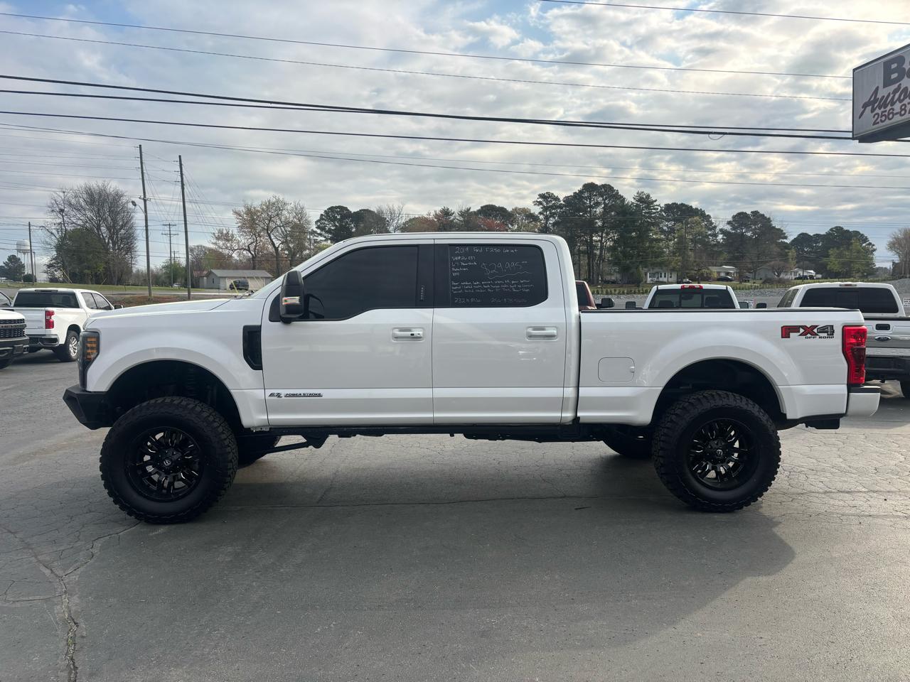 Ford Super Duty F-250 SRW Lariat 4WD Crew Cab 6.75' Box 2019