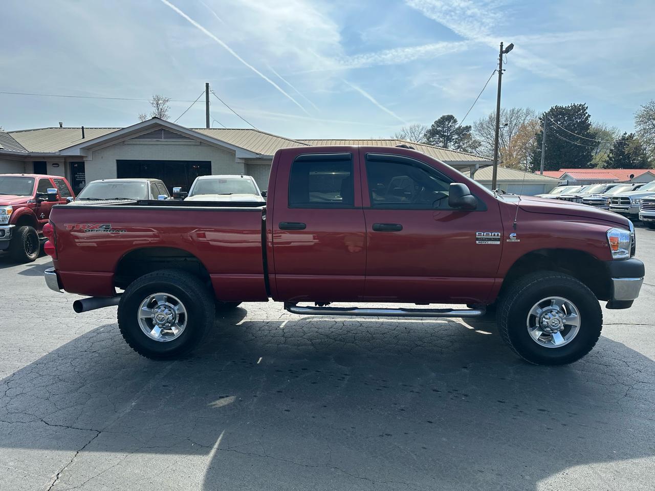 Dodge Ram 2500 4WD Quad Cab 140.5" ST 2008