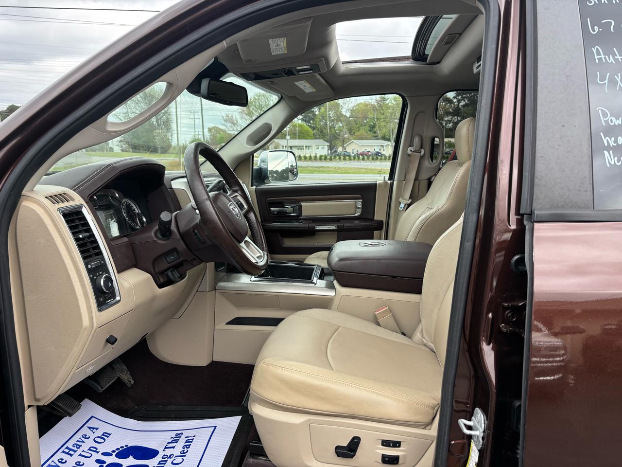 RAM 2500 4WD Mega Cab 160.5" Laramie 2013