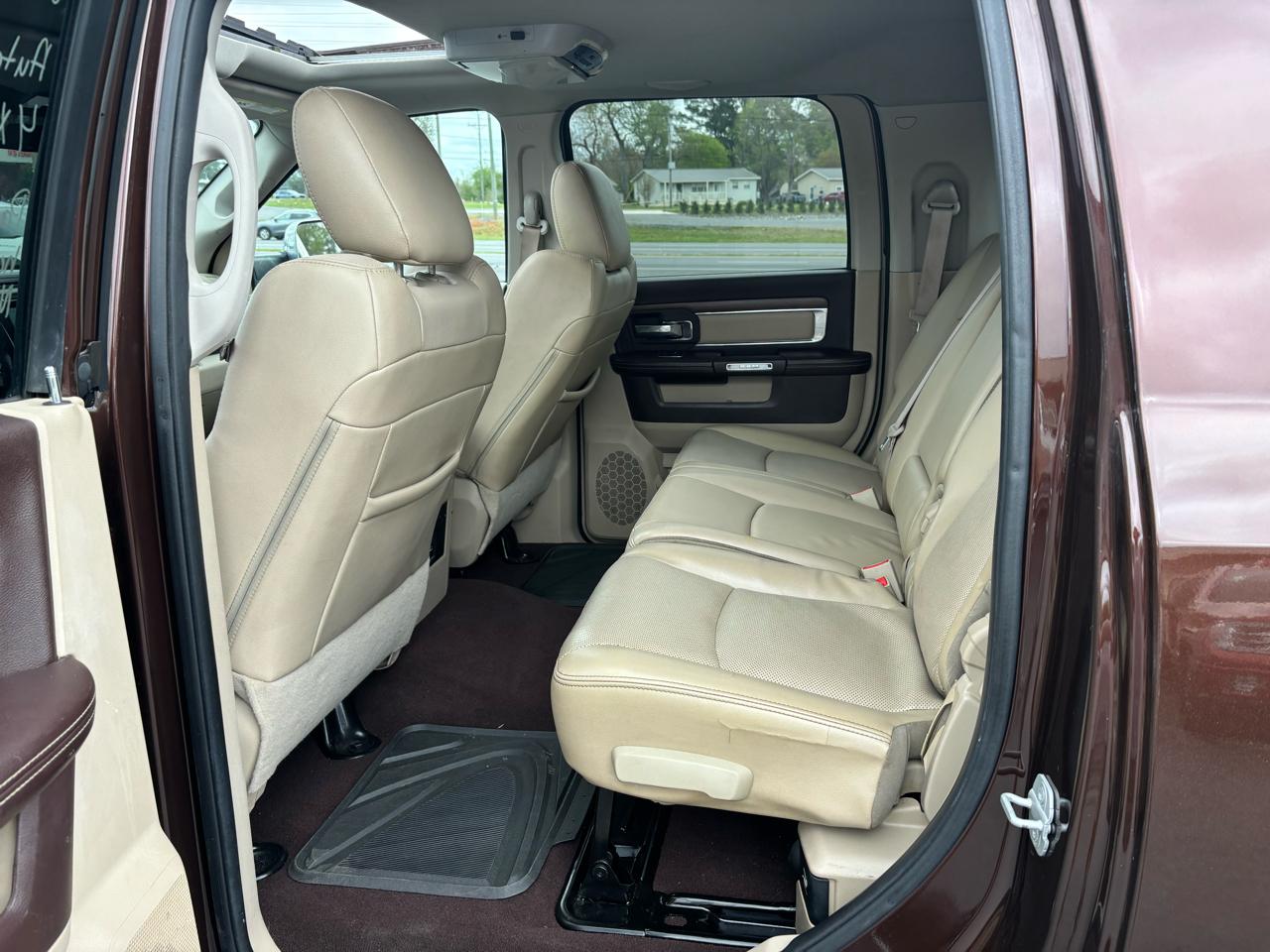 RAM 2500 4WD Mega Cab 160.5" Laramie 2013