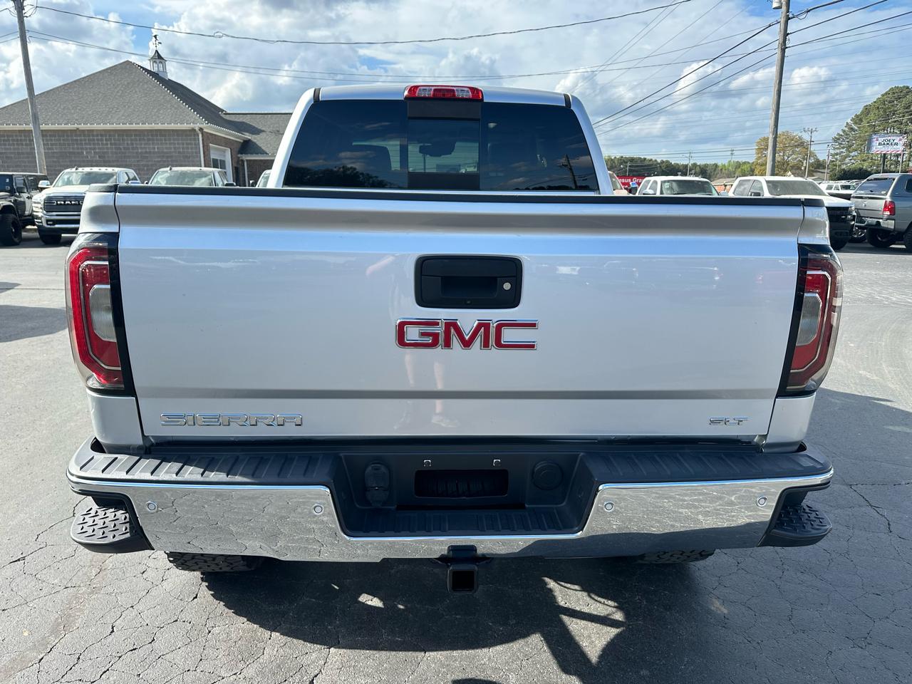 GMC Sierra 1500 4WD Crew Cab 143.5" SLT 2017
