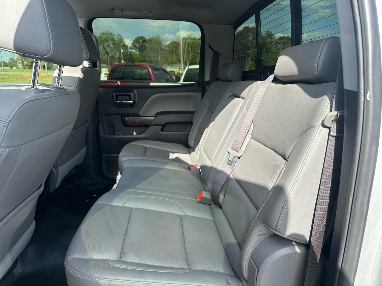 GMC Sierra 1500 4WD Crew Cab 143.5" SLT 2017