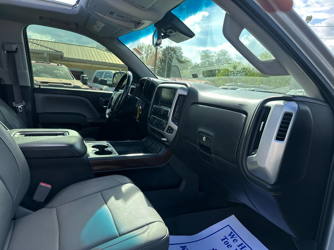 GMC Sierra 1500 4WD Crew Cab 143.5" SLT 2017