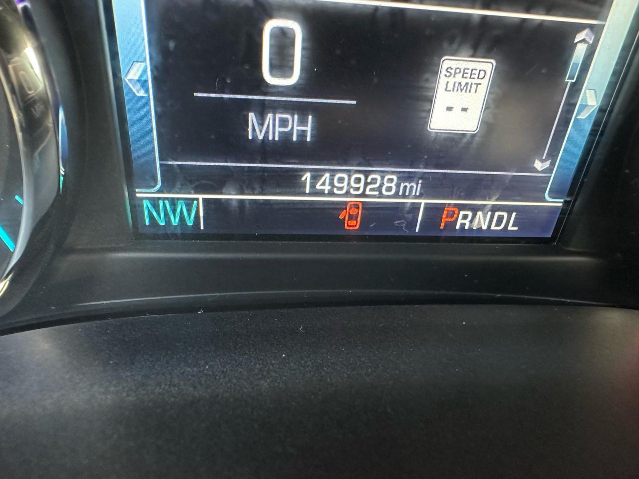 GMC Sierra 1500 4WD Crew Cab 143.5" SLT 2017