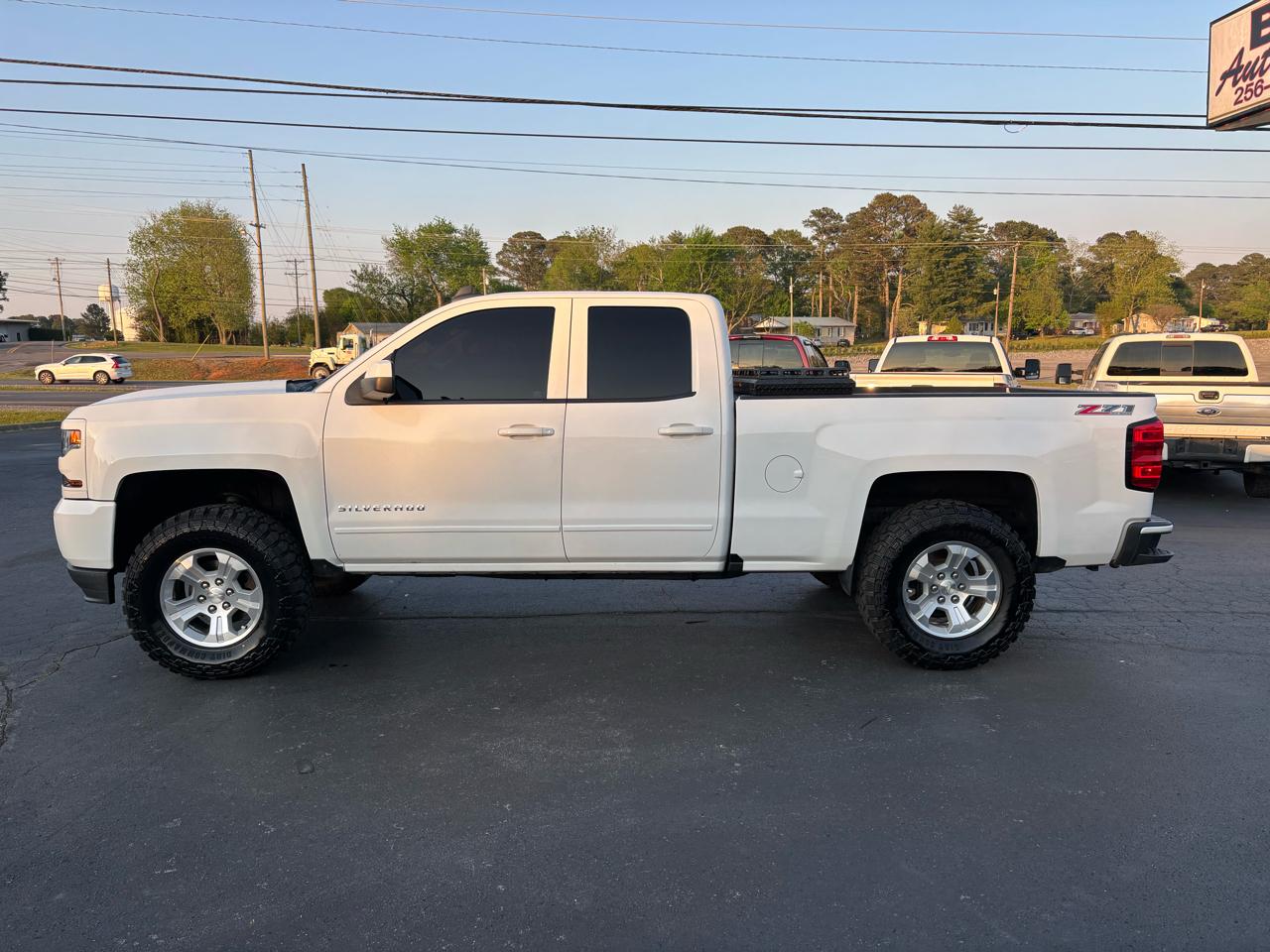 Chevrolet Silverado 1500 4WD Double Cab 143.5" LT w/2LT 2016