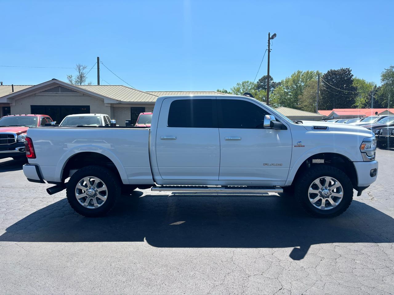 RAM 2500 Laramie 4x4 Crew Cab 6'4" Box 2020
