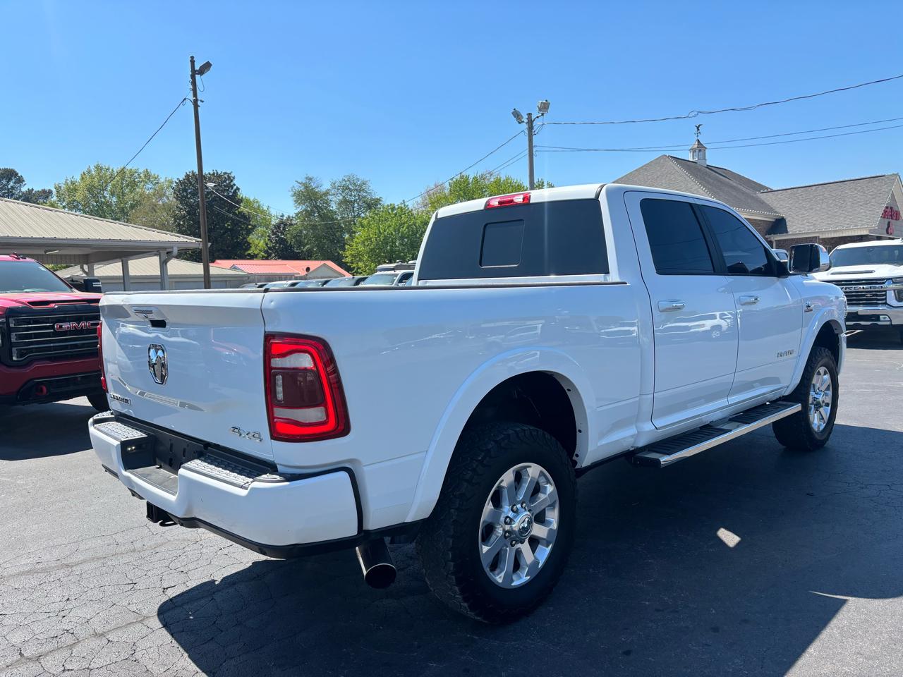 RAM 2500 Laramie 4x4 Crew Cab 6'4" Box 2020