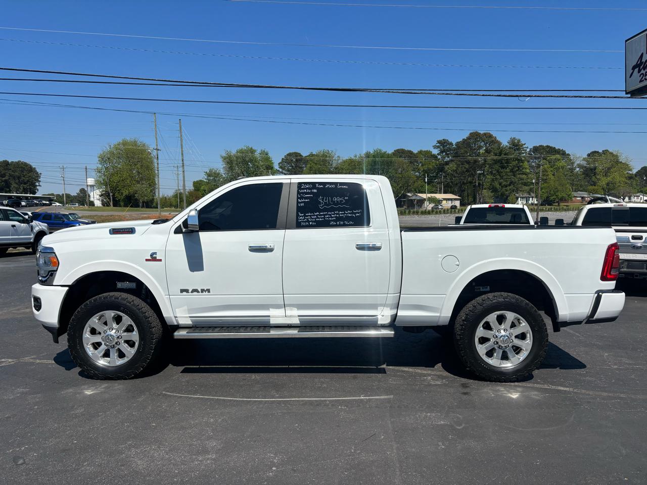 RAM 2500 Laramie 4x4 Crew Cab 6'4" Box 2020