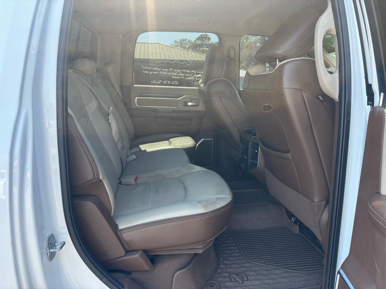 RAM 2500 Laramie 4x4 Crew Cab 6'4" Box 2020