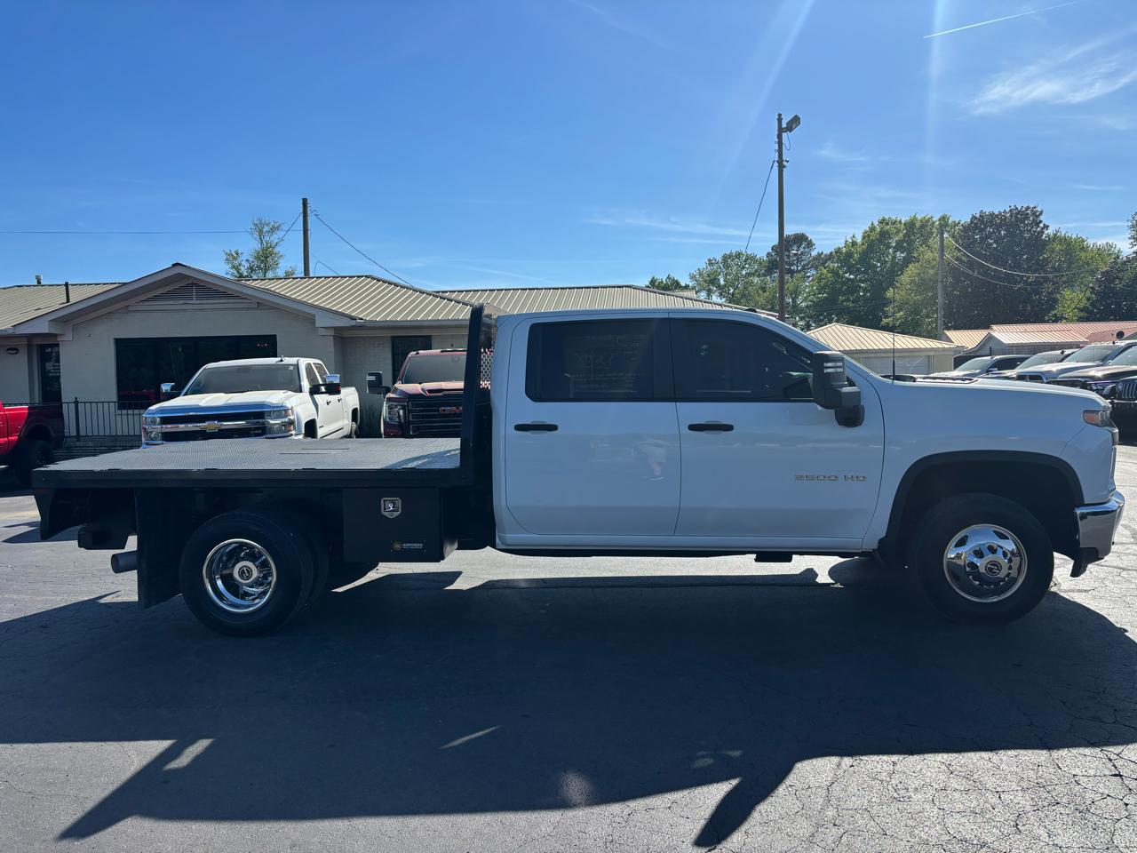 Chevrolet Silverado 3500HD CC 4WD Crew Cab 177" WB, 60" CA Work Truck 2021