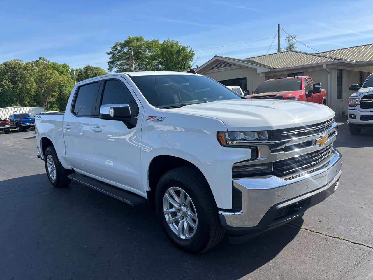 Chevrolet Silverado 1500 4WD Crew Cab 147" LT 2019