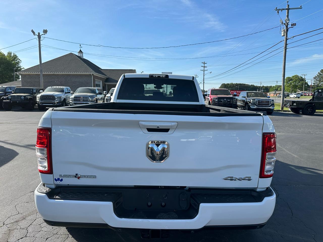 RAM 3500 Lone Star 4x4 Crew Cab 8' Box 2019