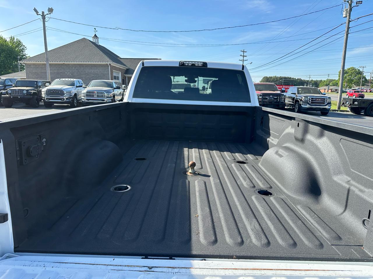 RAM 3500 Lone Star 4x4 Crew Cab 8' Box 2019
