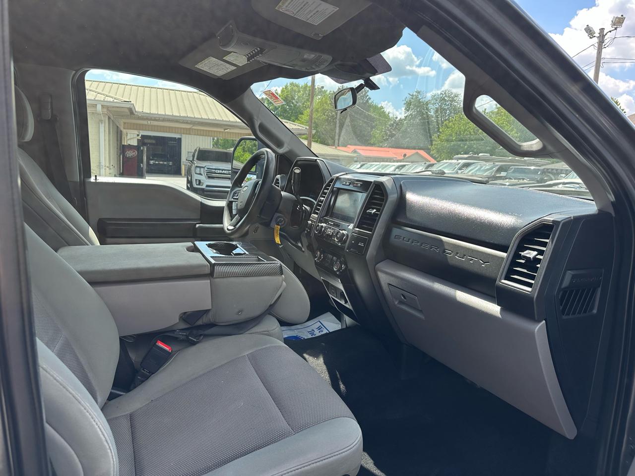 Ford Super Duty F-250 SRW XL 4WD Crew Cab 6.75' Box 2020