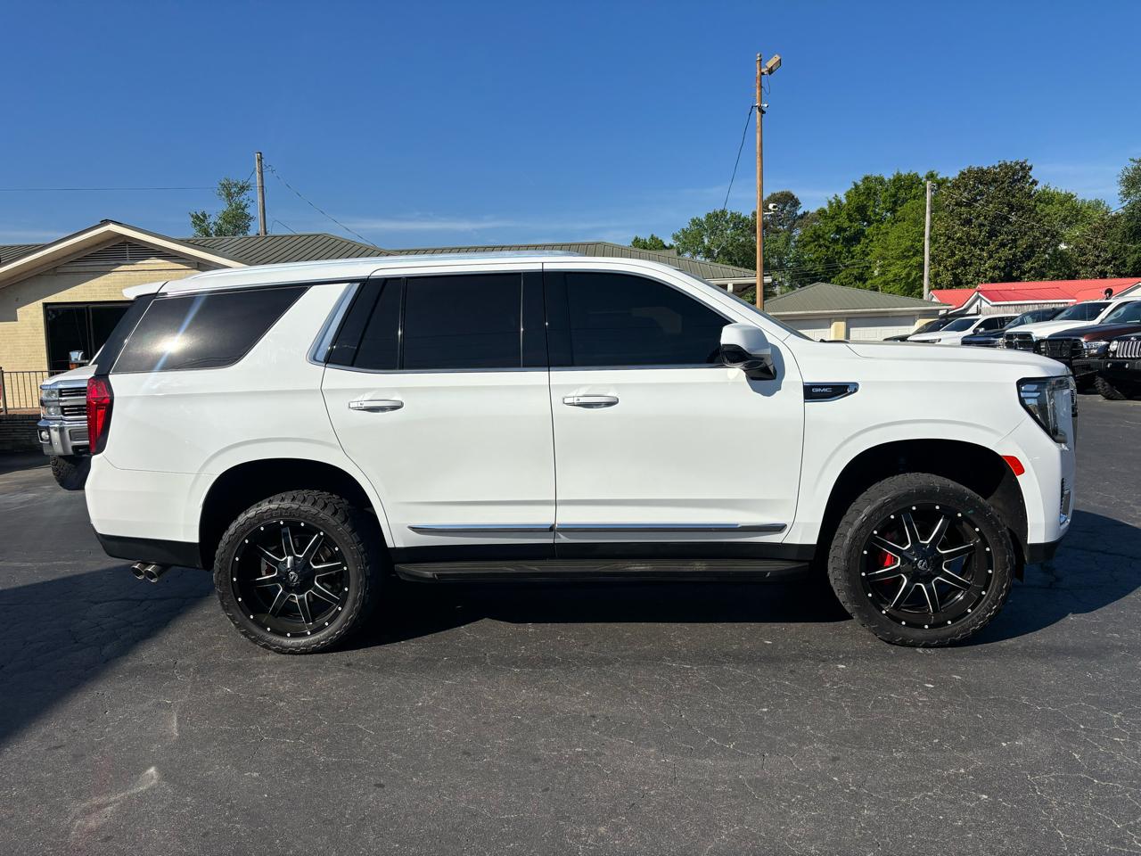 GMC Yukon 4WD 4dr SLT 2022