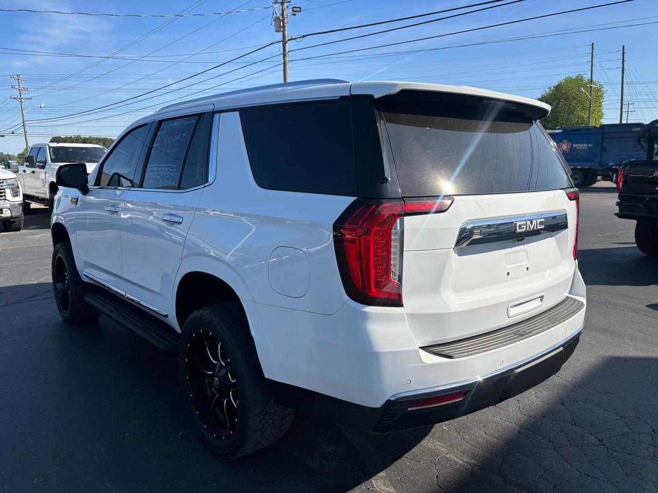 GMC Yukon 4WD 4dr SLT 2022