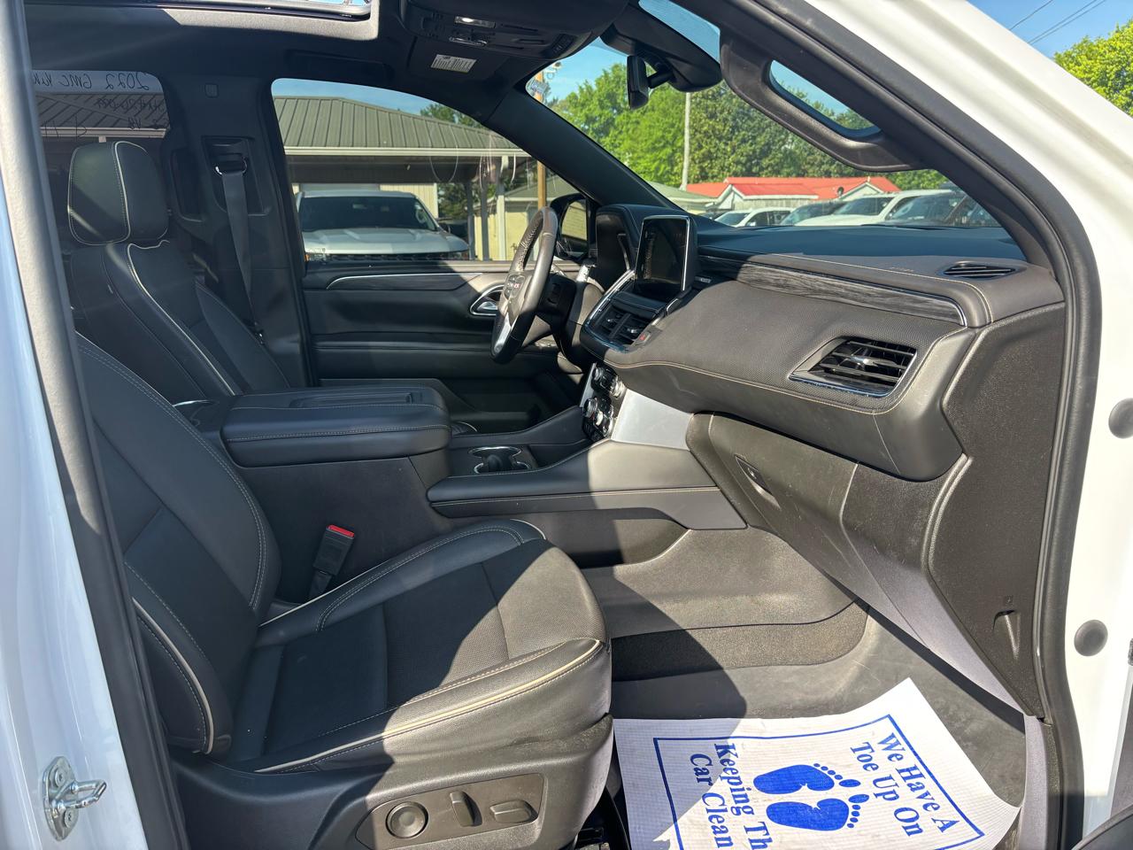 GMC Yukon 4WD 4dr SLT 2022