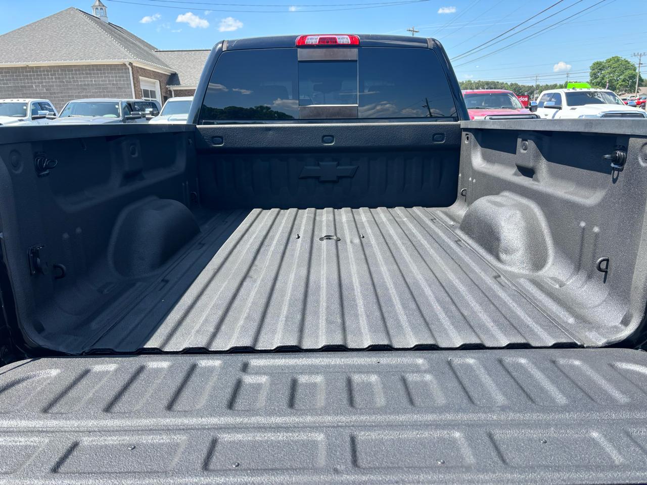 Chevrolet Silverado 2500HD Built After Aug 14 4WD Crew Cab 153.7" LTZ 2015