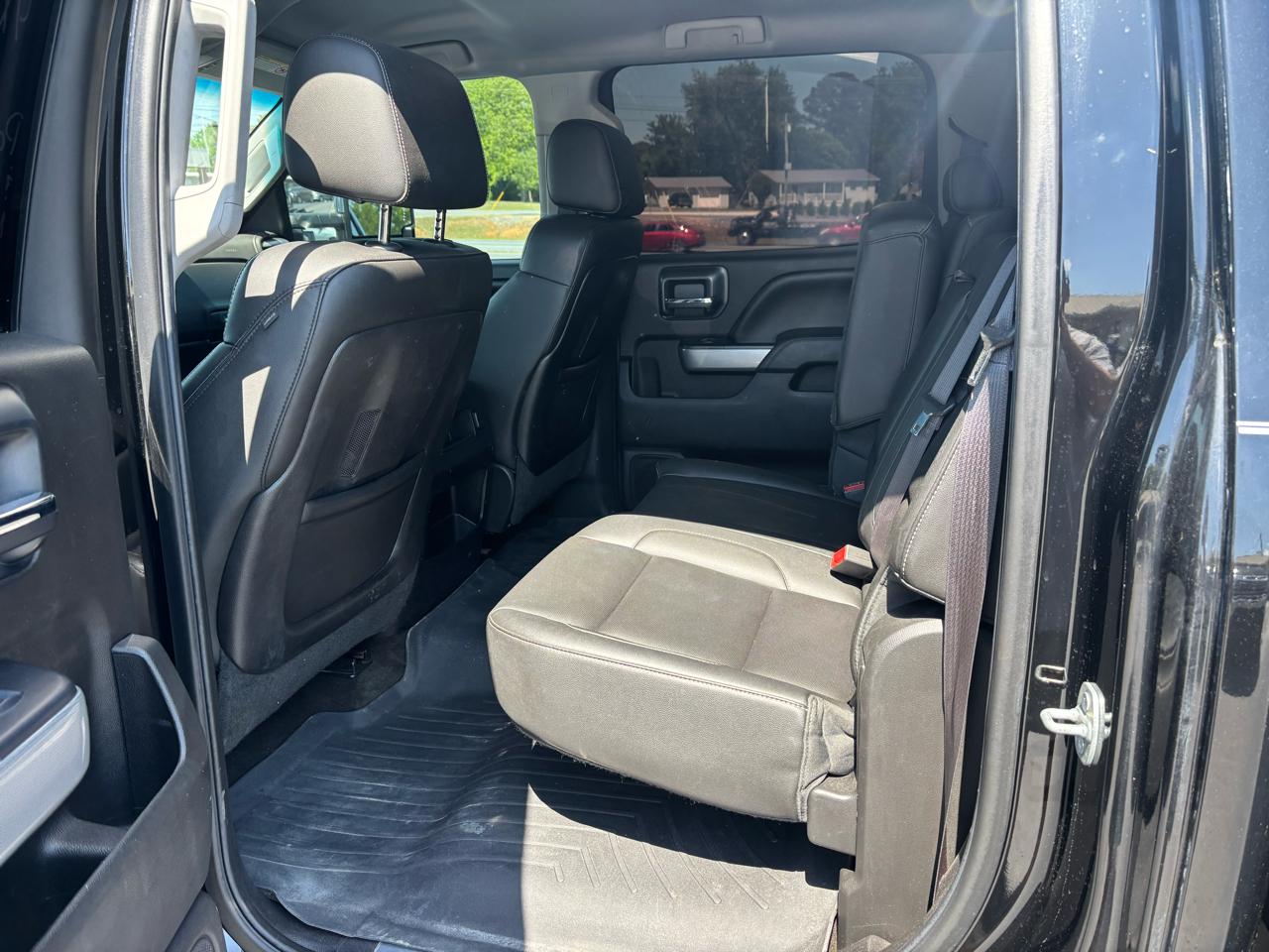 Chevrolet Silverado 2500HD Built After Aug 14 4WD Crew Cab 153.7" LTZ 2015