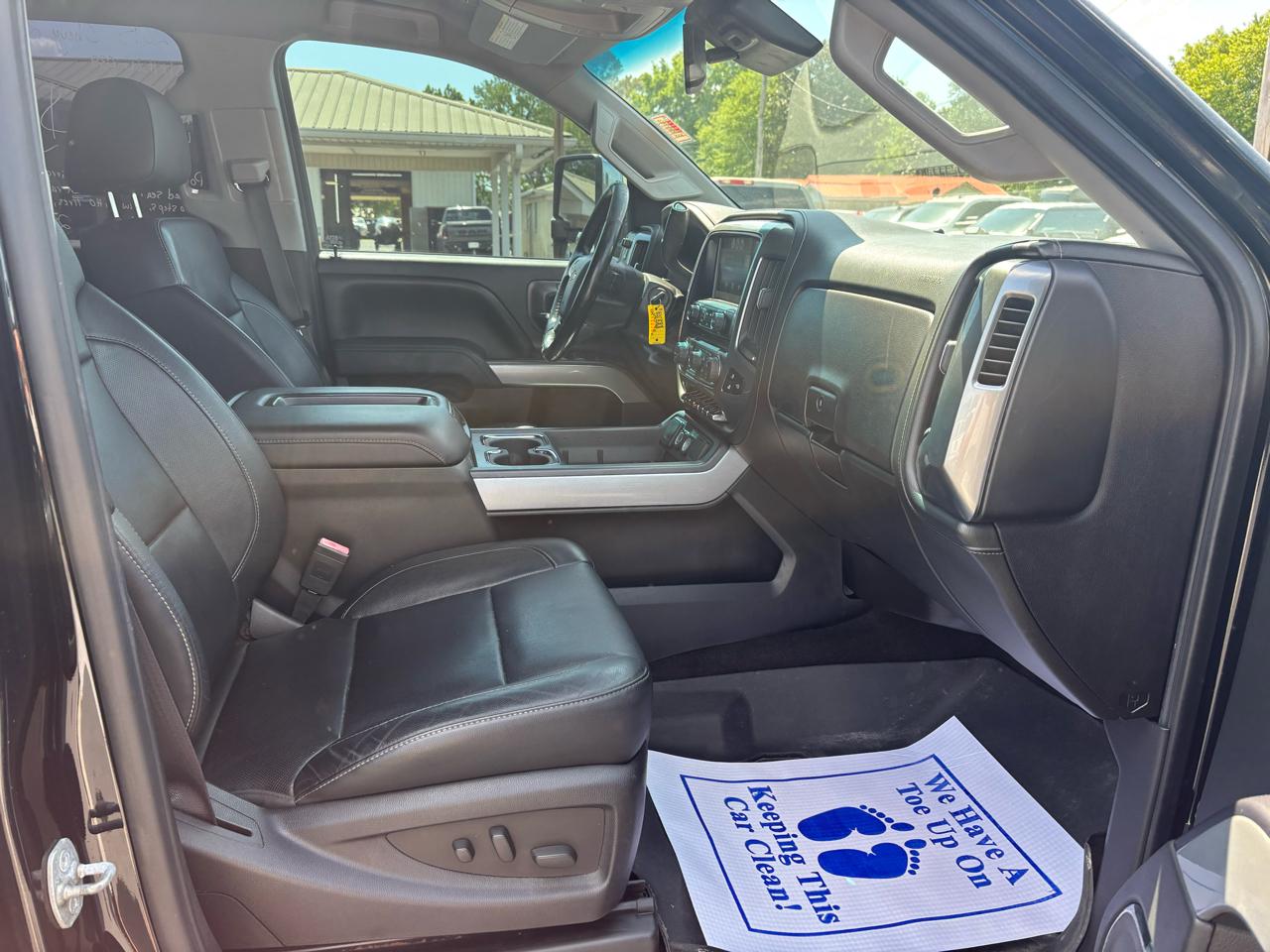 Chevrolet Silverado 2500HD Built After Aug 14 4WD Crew Cab 153.7" LTZ 2015