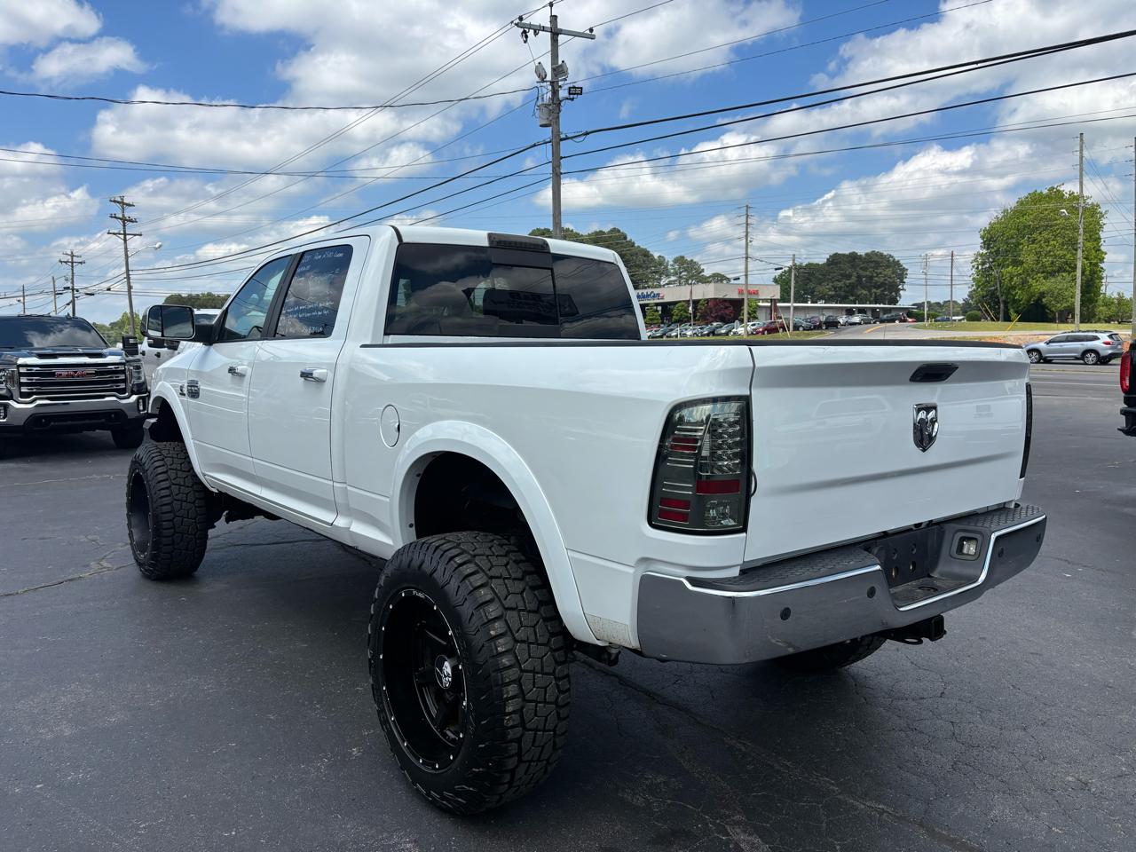 RAM 2500 4WD Crew Cab 149" Laramie 2011