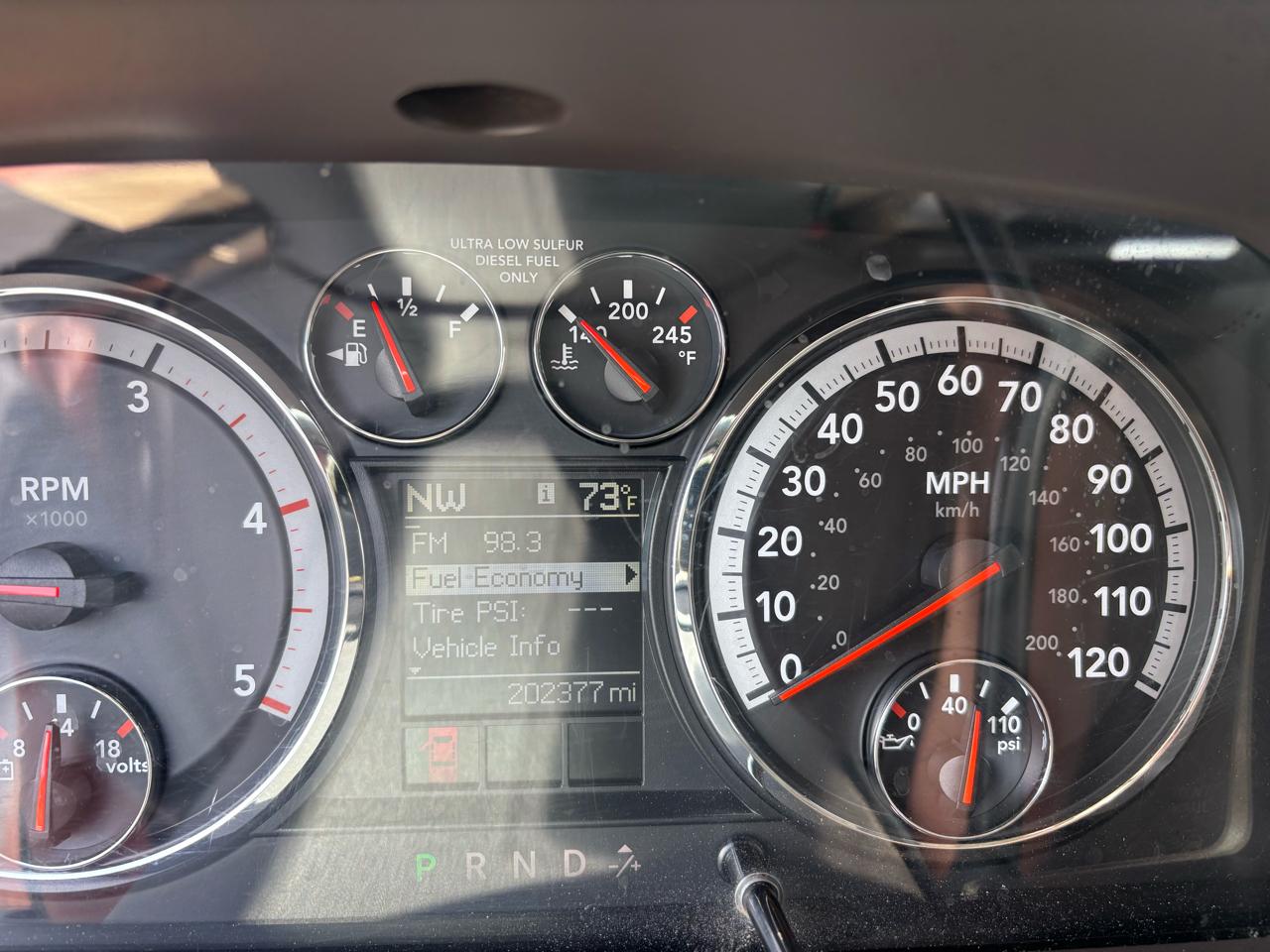 RAM 2500 4WD Crew Cab 149" Laramie 2011