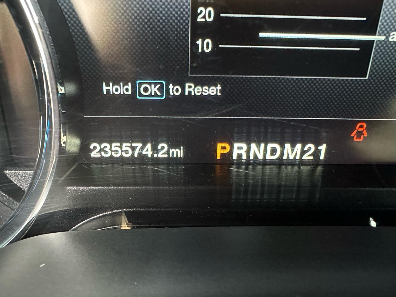 Ford Super Duty F-250 SRW Lariat 4WD Crew Cab 6.75' Box 2017