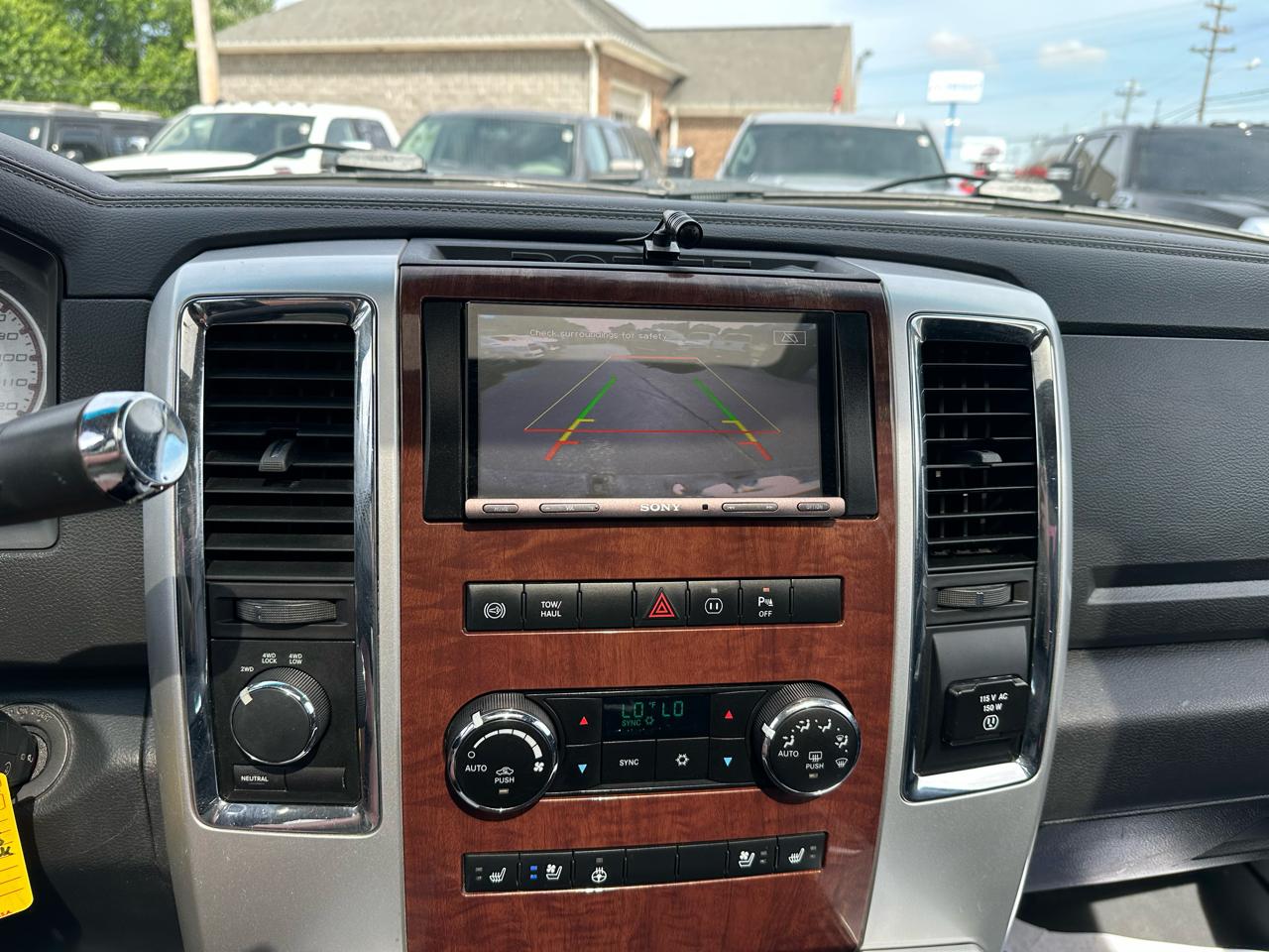 RAM 3500 4WD Mega Cab 160.5" Laramie 2012