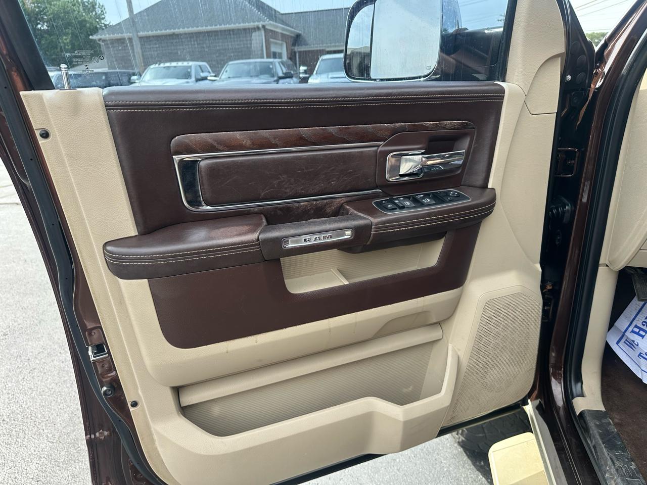 RAM 3500 4WD Crew Cab 149" Longhorn 2014