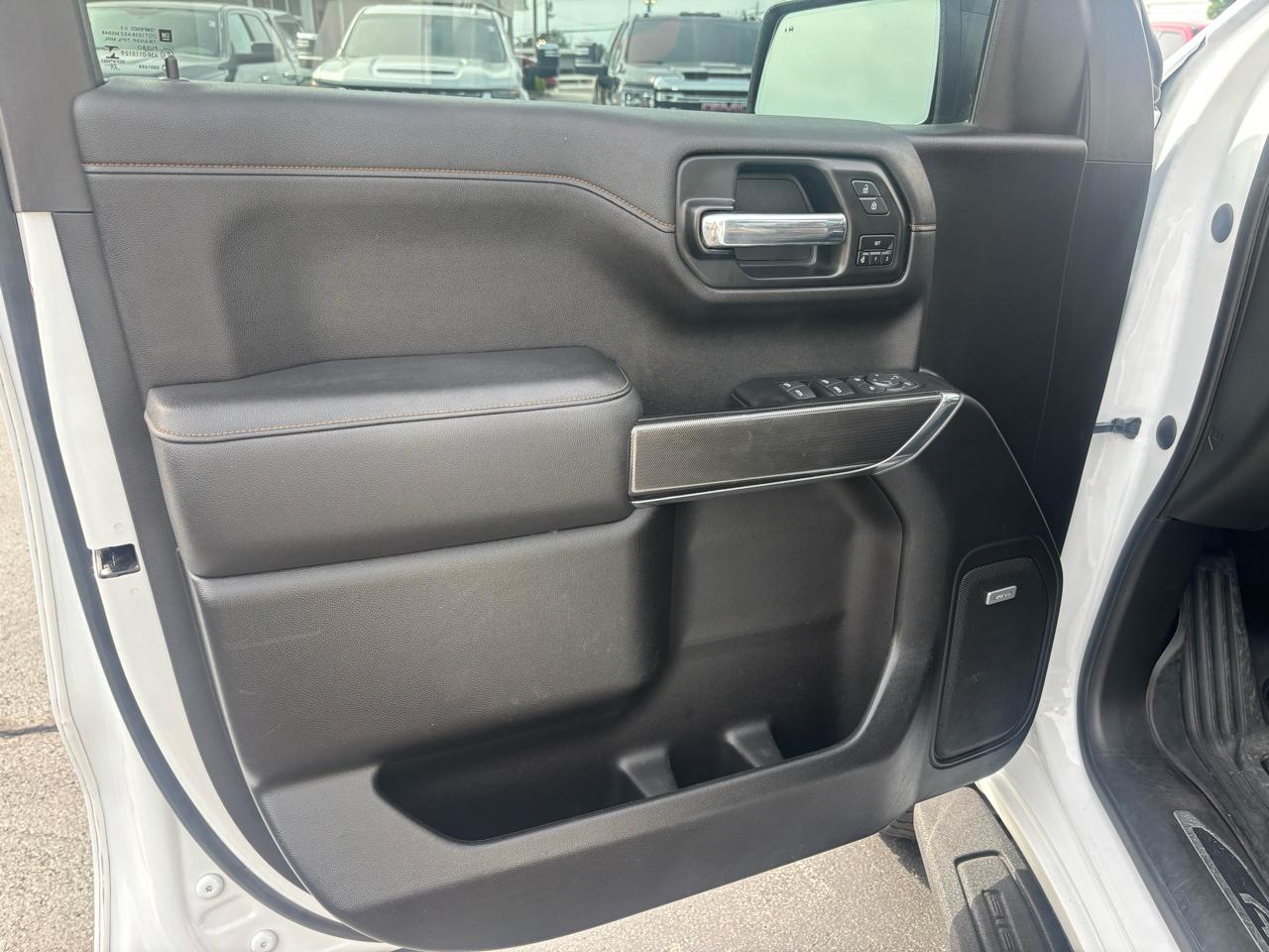 GMC Sierra 1500 4WD Crew Cab 147" AT4 2021