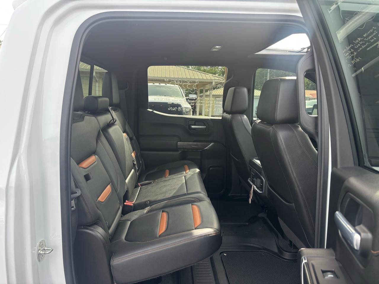 GMC Sierra 1500 4WD Crew Cab 147" AT4 2021