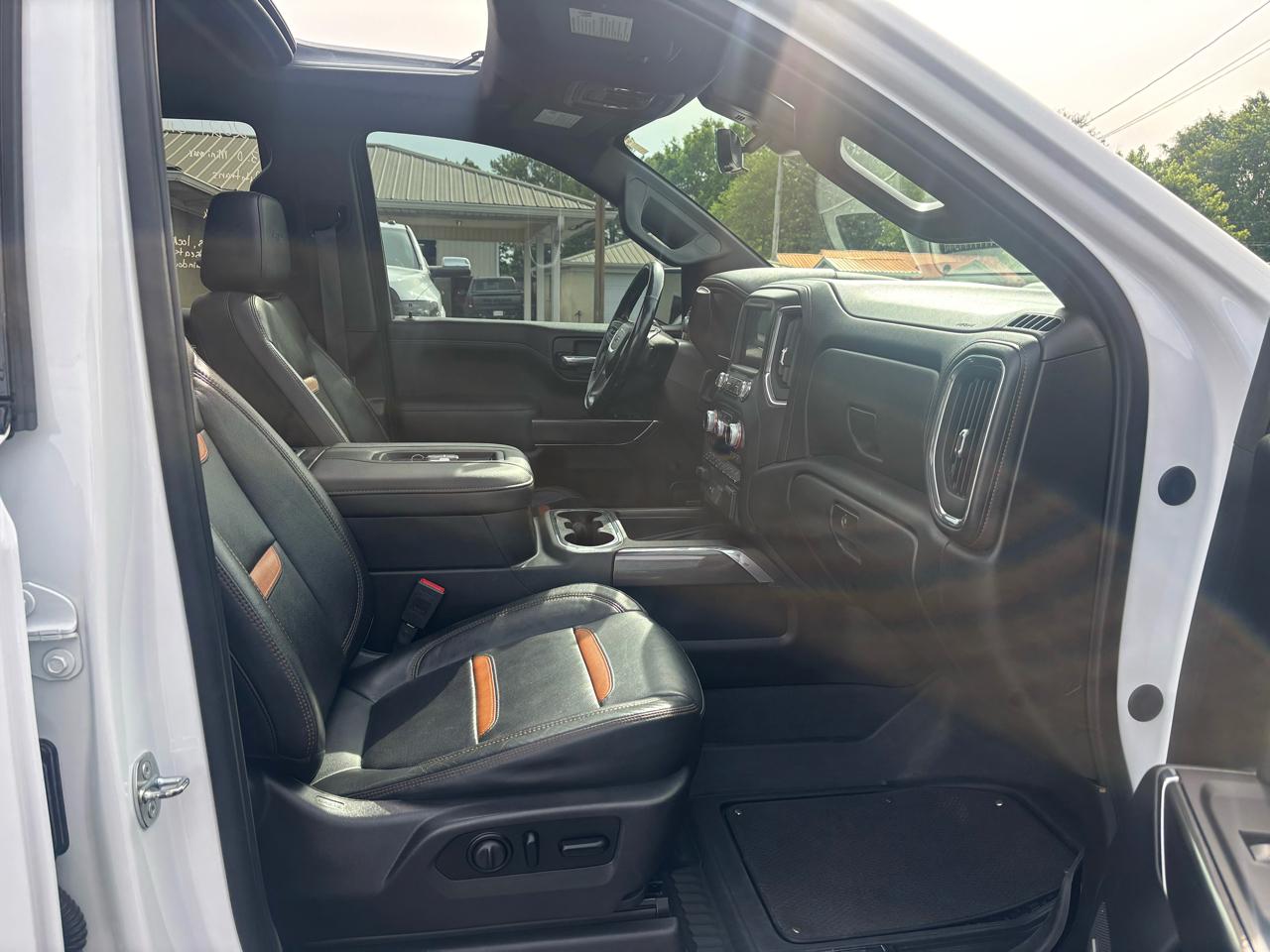 GMC Sierra 1500 4WD Crew Cab 147" AT4 2021