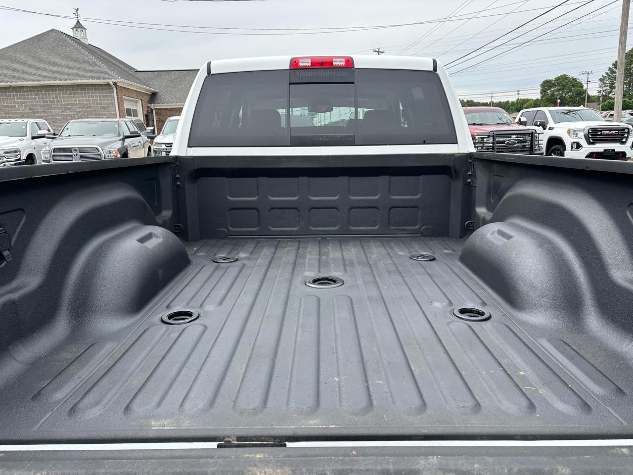 RAM 2500 4WD Mega Cab 160.5" Longhorn 2015