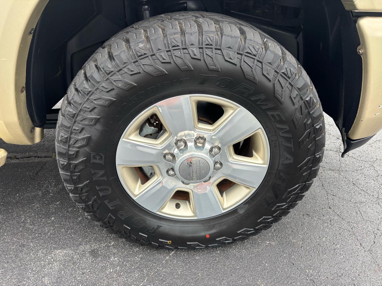 RAM 2500 4WD Mega Cab 160.5" Longhorn 2015