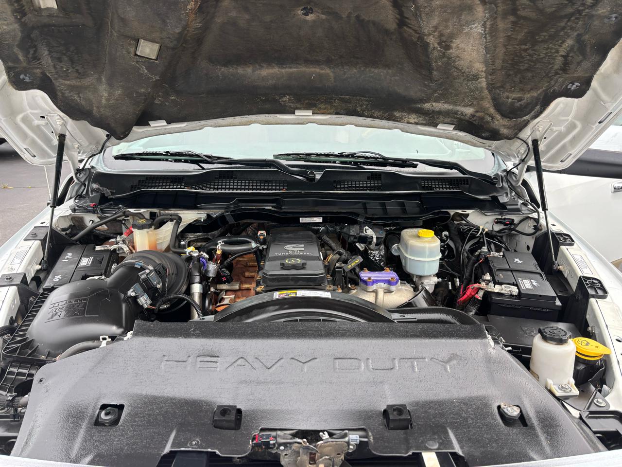 RAM 2500 4WD Mega Cab 160.5" Longhorn 2015