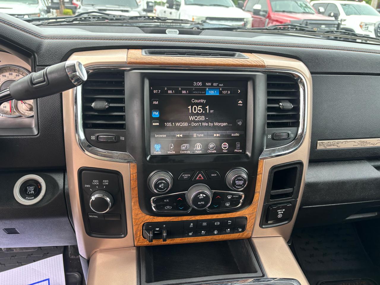 RAM 2500 4WD Mega Cab 160.5" Longhorn 2015
