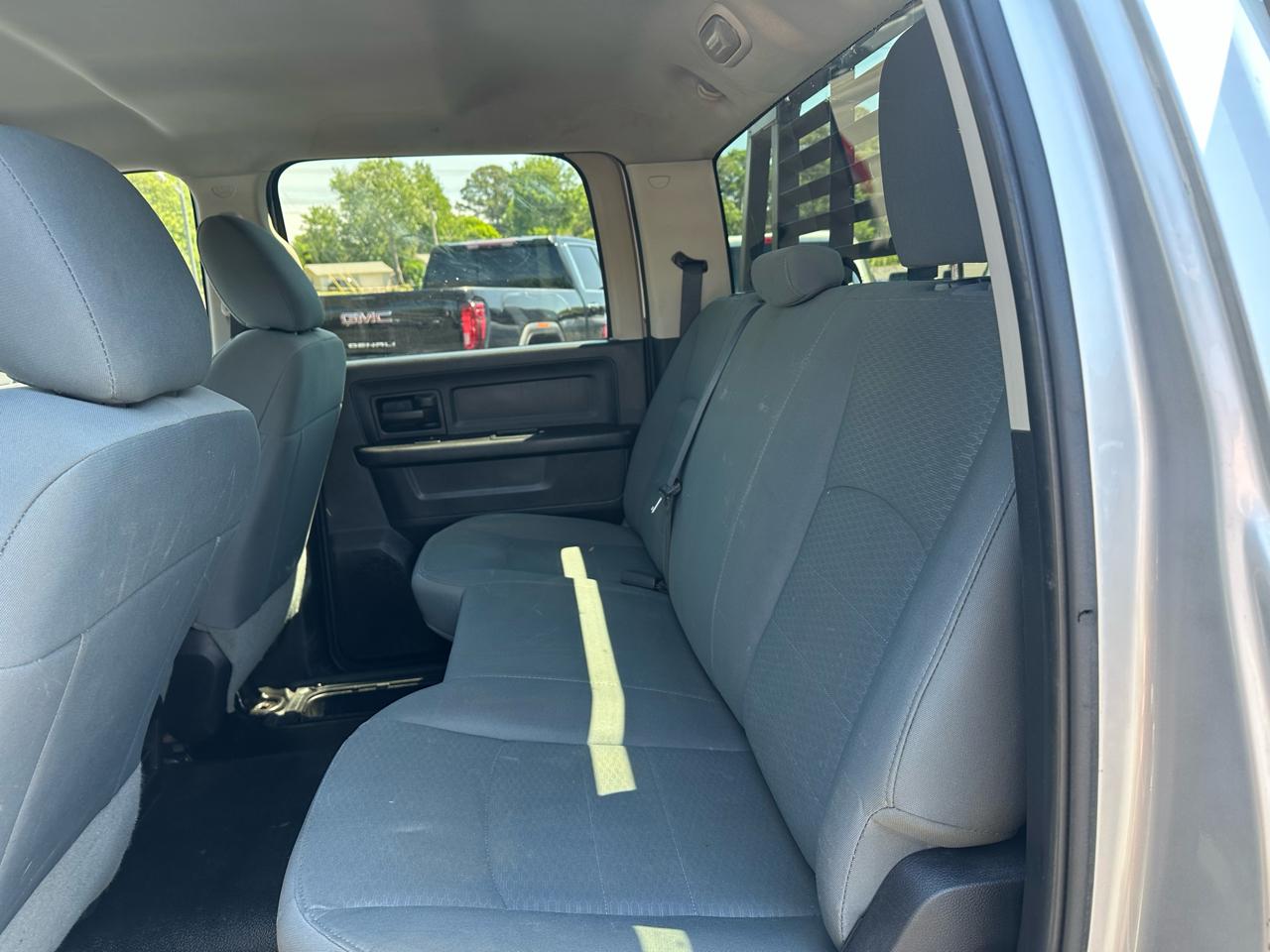 RAM 3500 4WD Crew Cab 169" Tradesman 2016