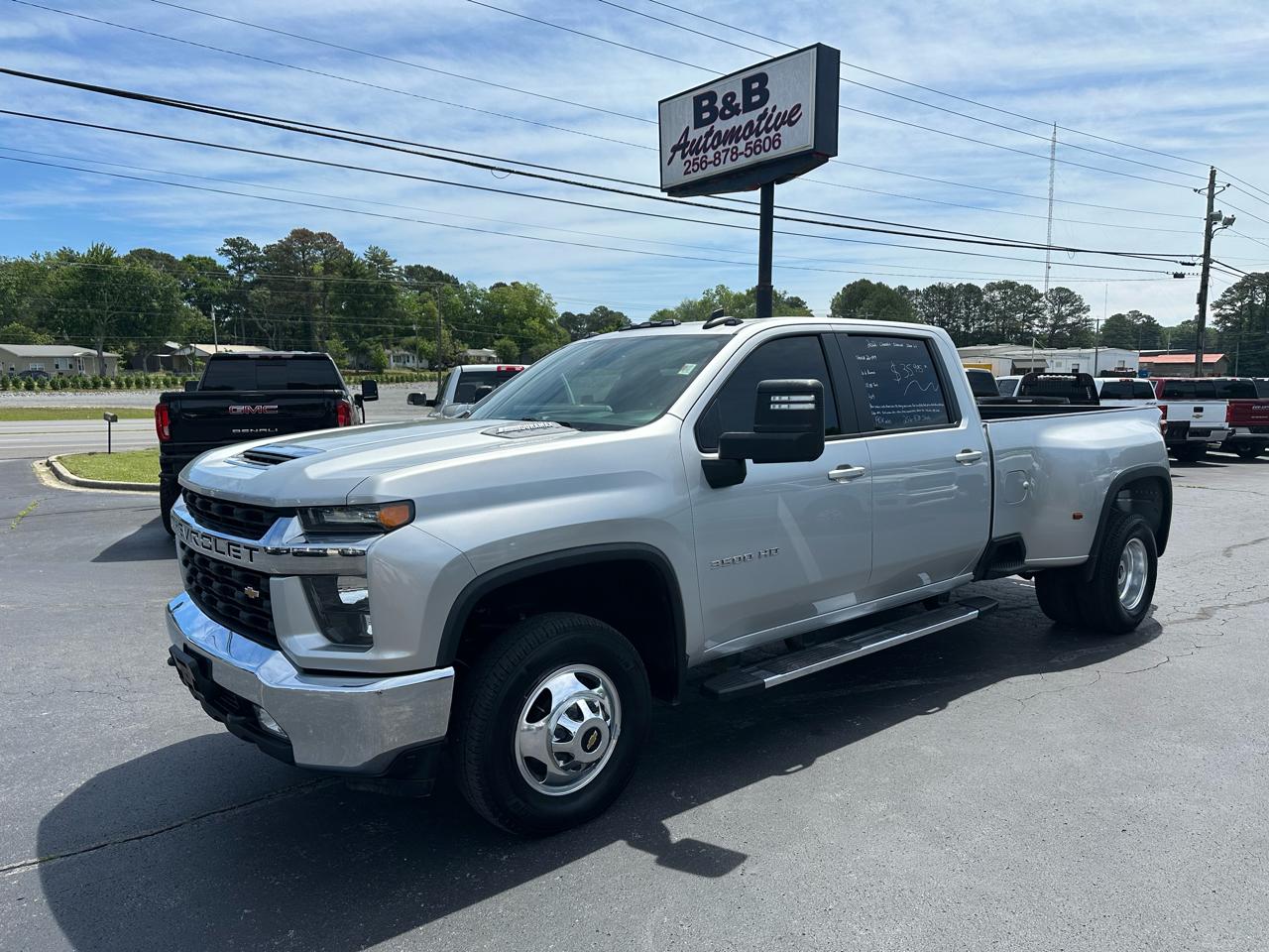 Chevrolet Silverado 3500HD 4WD Crew Cab 172" LT 2022