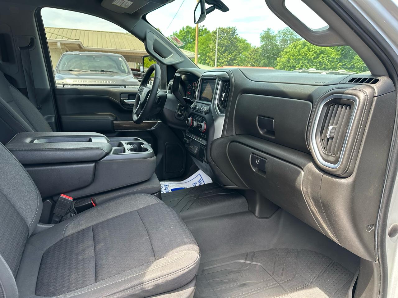 Chevrolet Silverado 3500HD 4WD Crew Cab 172" LT 2022