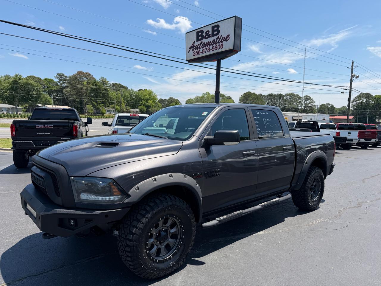 RAM 1500 4WD Crew Cab 140.5" Rebel 2015