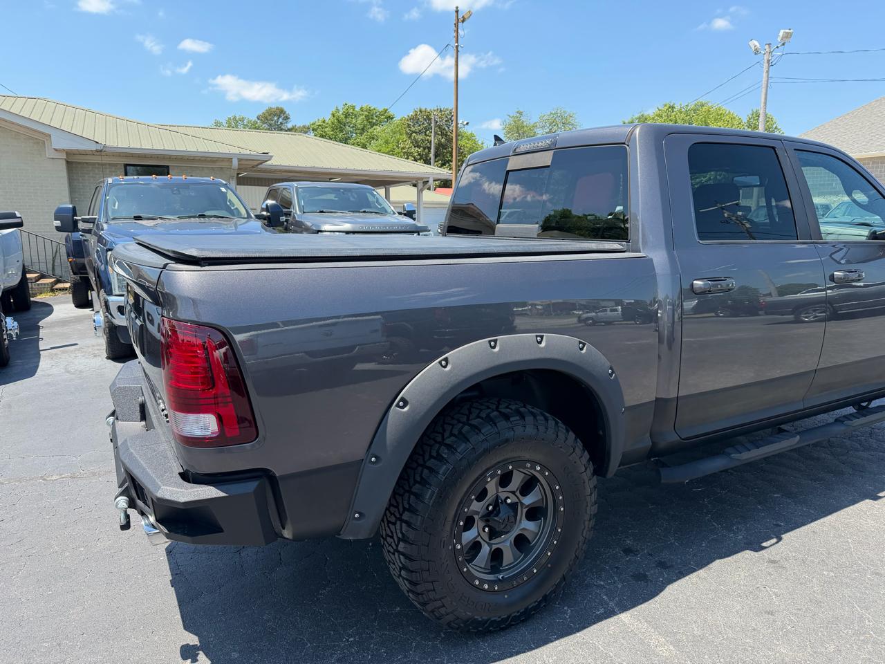 RAM 1500 4WD Crew Cab 140.5" Rebel 2015