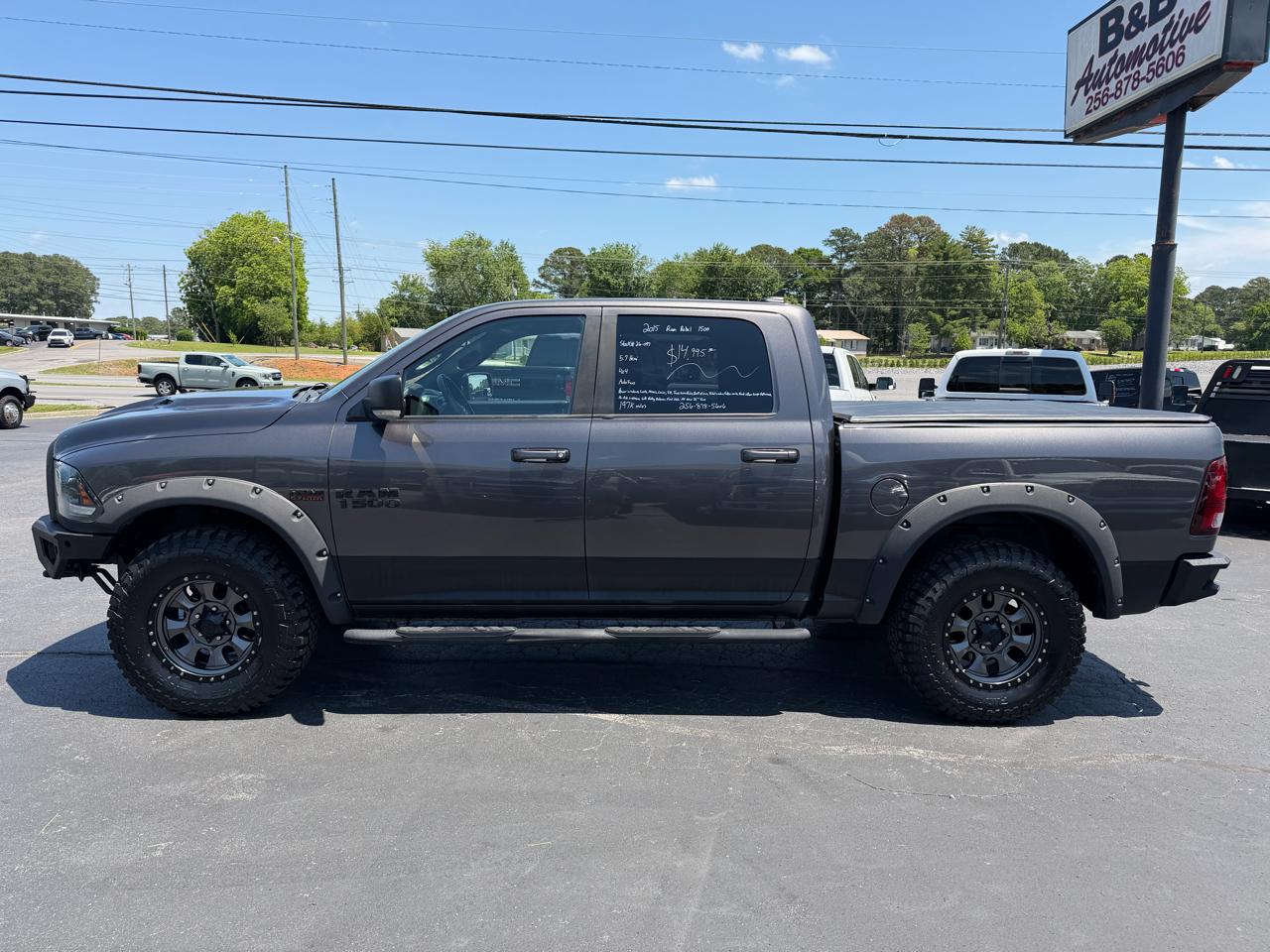 RAM 1500 4WD Crew Cab 140.5" Rebel 2015
