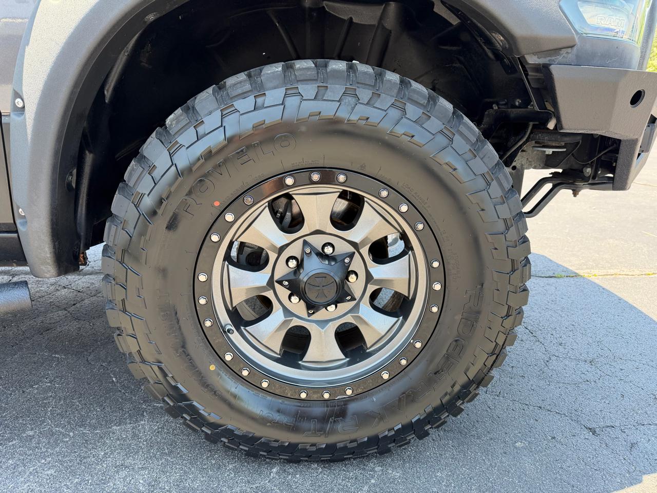 RAM 1500 4WD Crew Cab 140.5" Rebel 2015