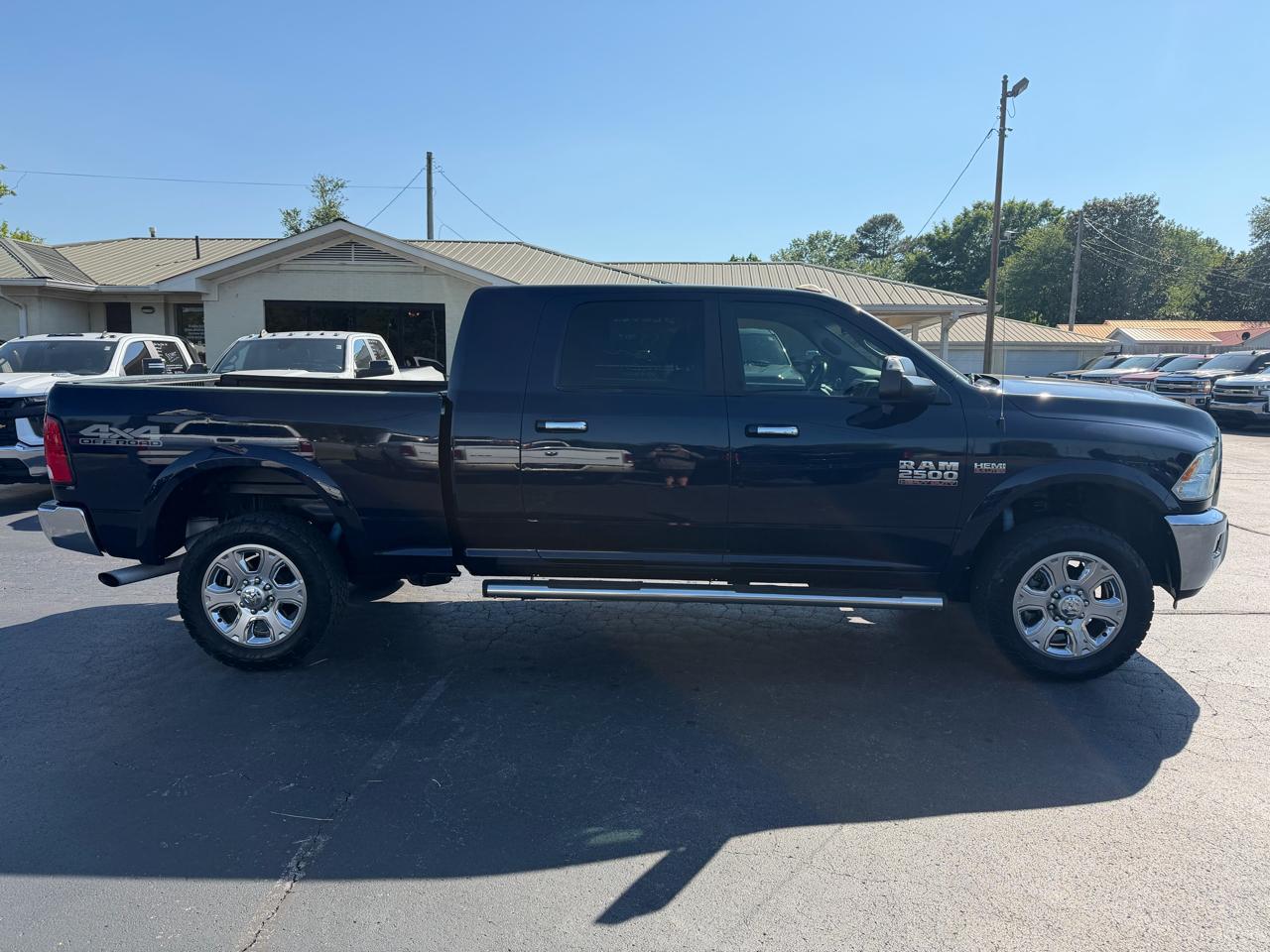 RAM 2500 Big Horn 4x4 Mega Cab 6'4" Box 2017