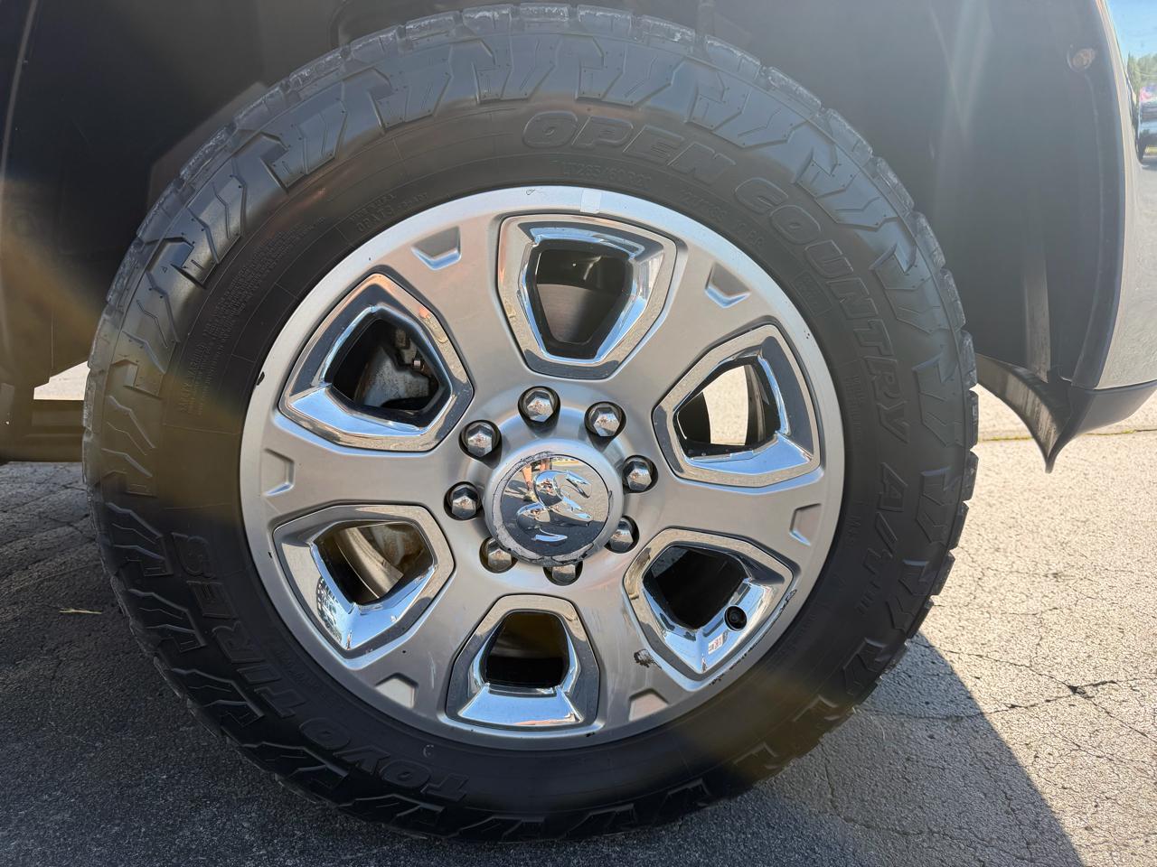 RAM 2500 Big Horn 4x4 Mega Cab 6'4" Box 2017